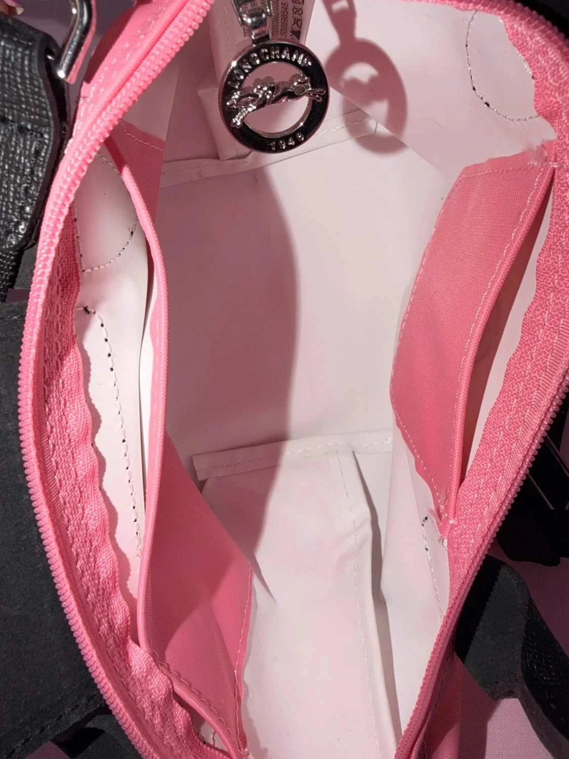 Kleine roze en zwarte Longchamp-tas schoon – photo 9